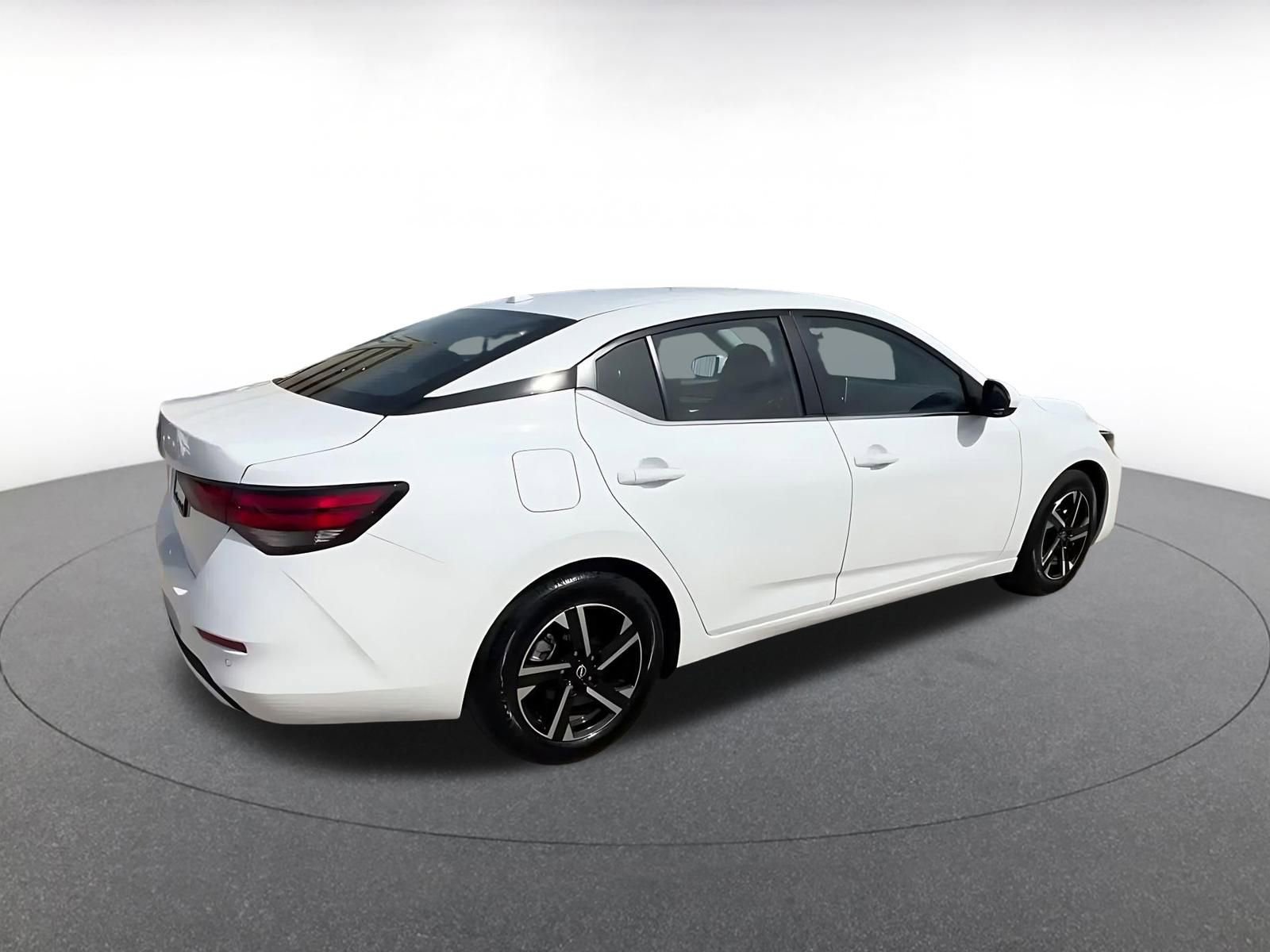 Thumbnail: 2025 Nissan Sentra - 15