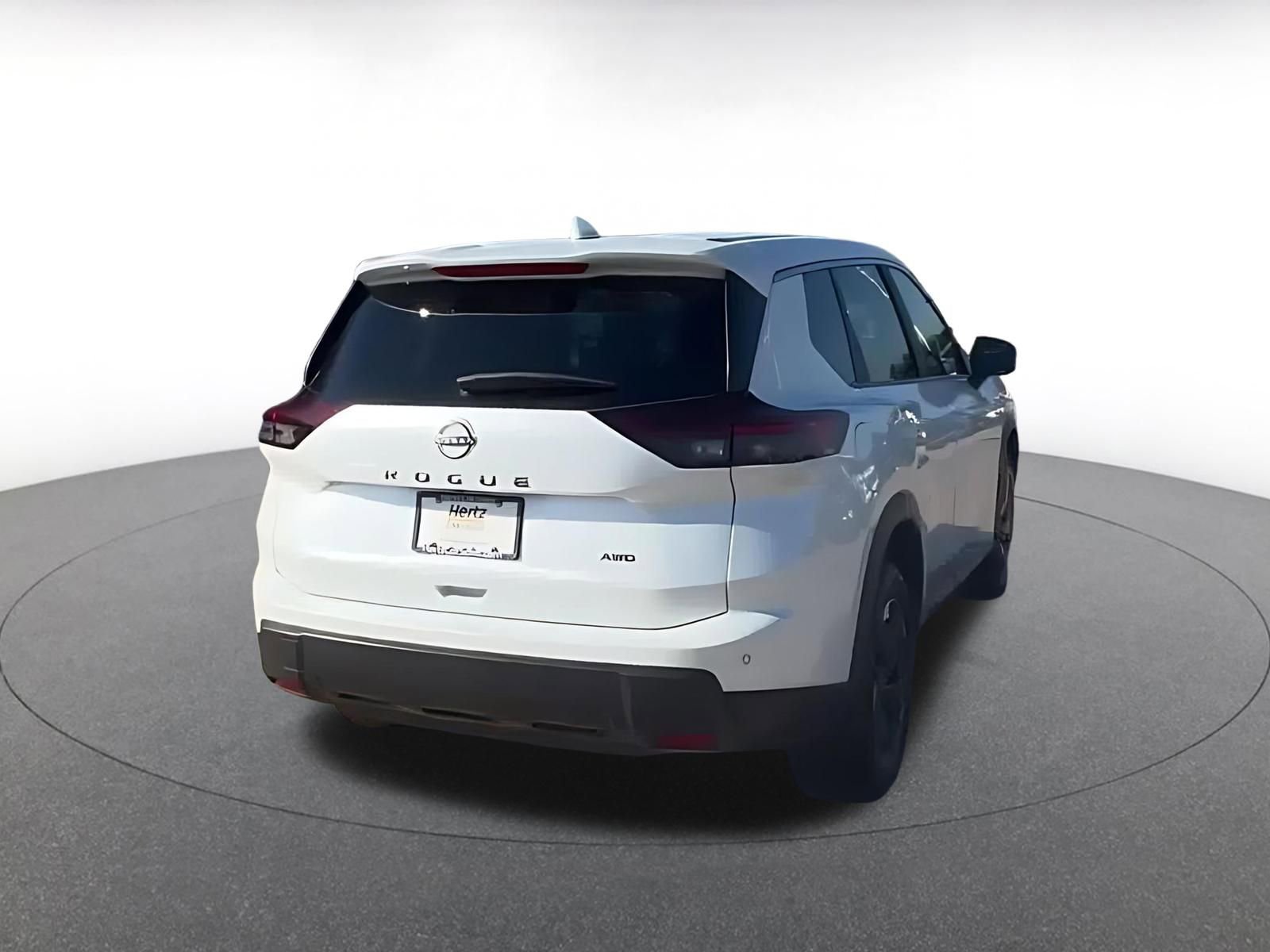Thumbnail: 2025 Nissan Rogue - 14