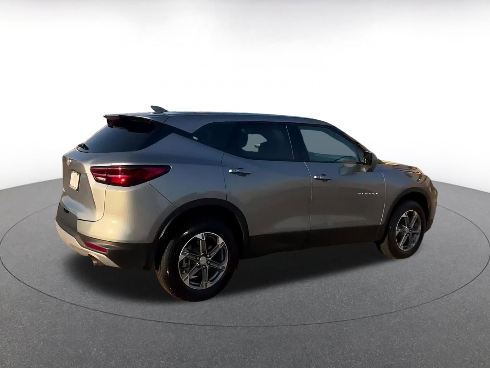 Thumbnail: 2025 Chevrolet Blazer - 14