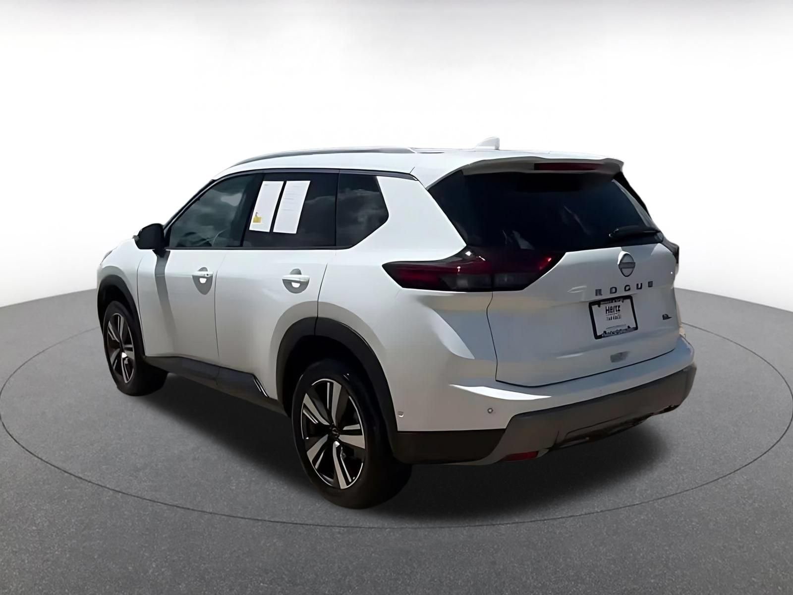 Thumbnail: 2026 Nissan Rogue - 11