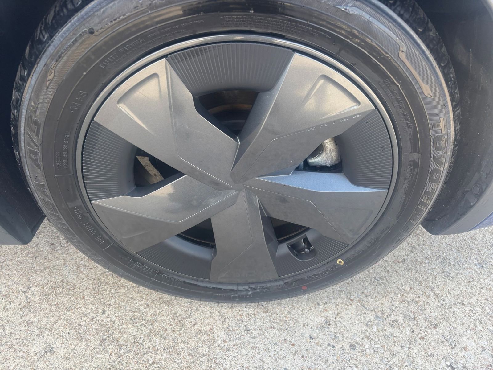 Thumbnail: 2025 Toyota Prius - 28