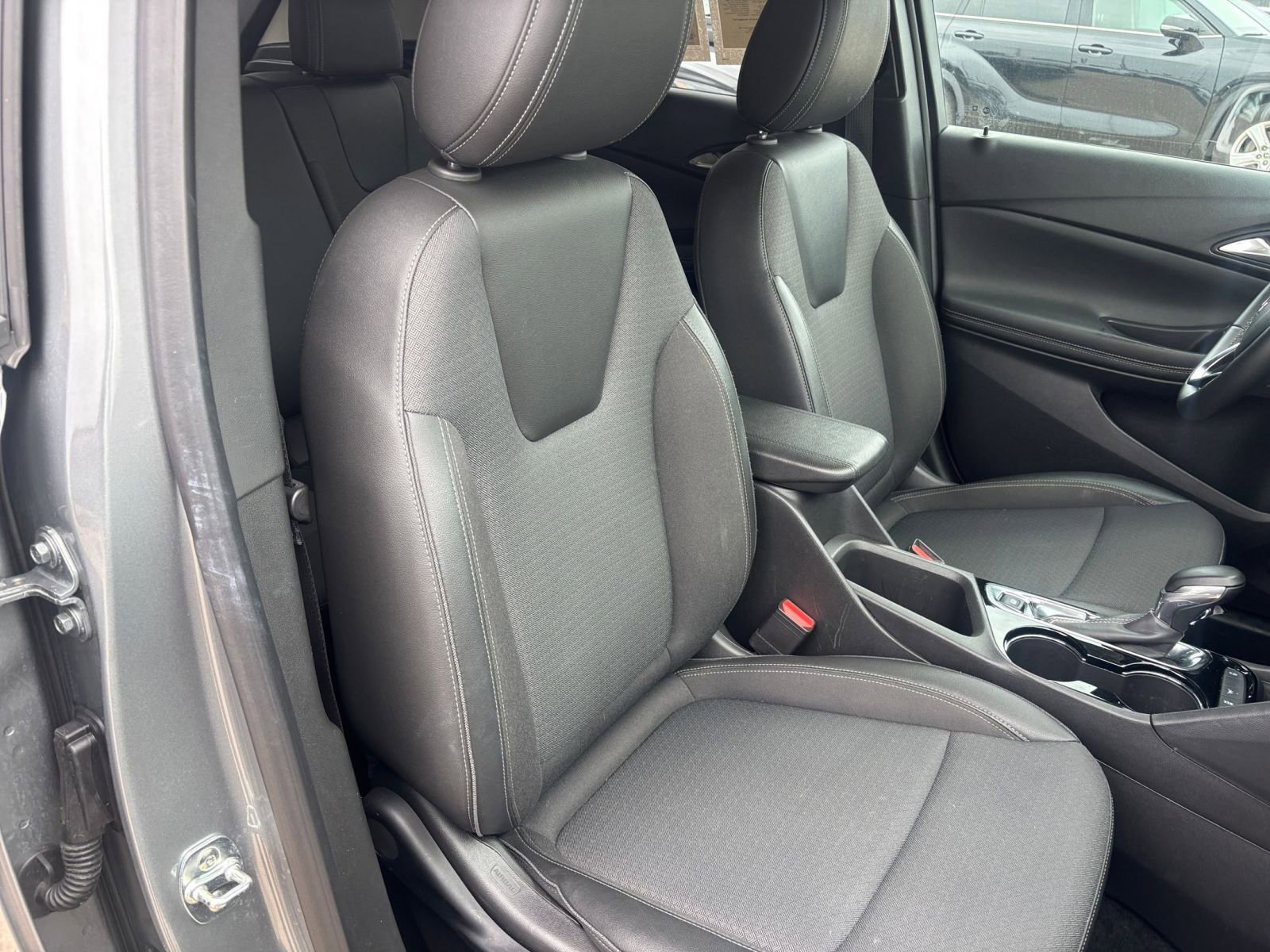Thumbnail: 2025 Buick Encore GX - 35