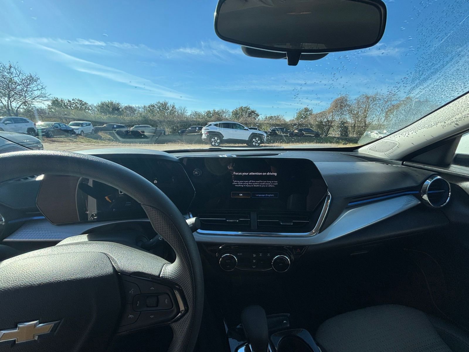 Thumbnail: 2025 Chevrolet Trax - 32