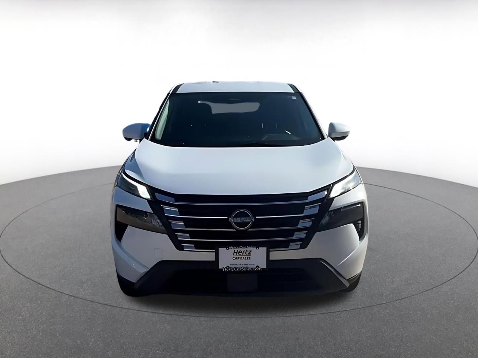 Thumbnail: 2025 Nissan Rogue - 4
