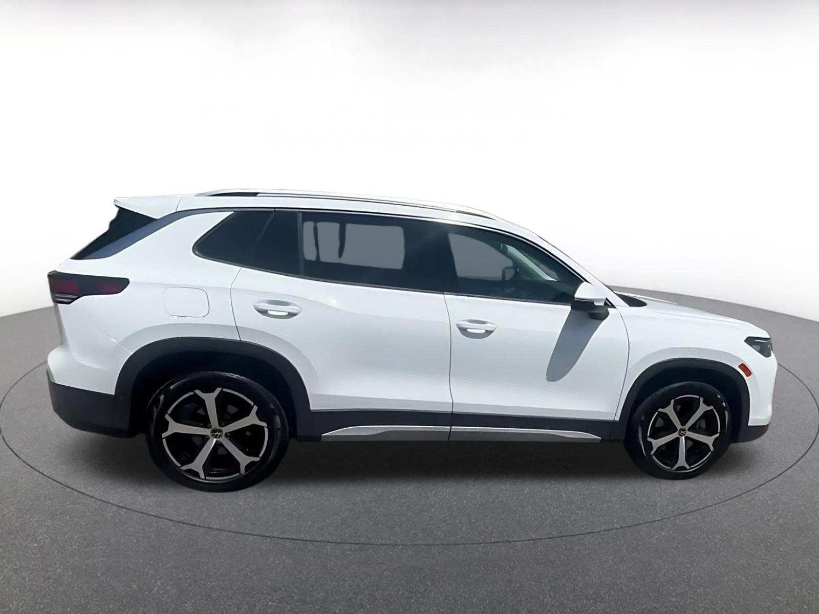 Thumbnail: 2026 Volkswagen Tiguan - 14
