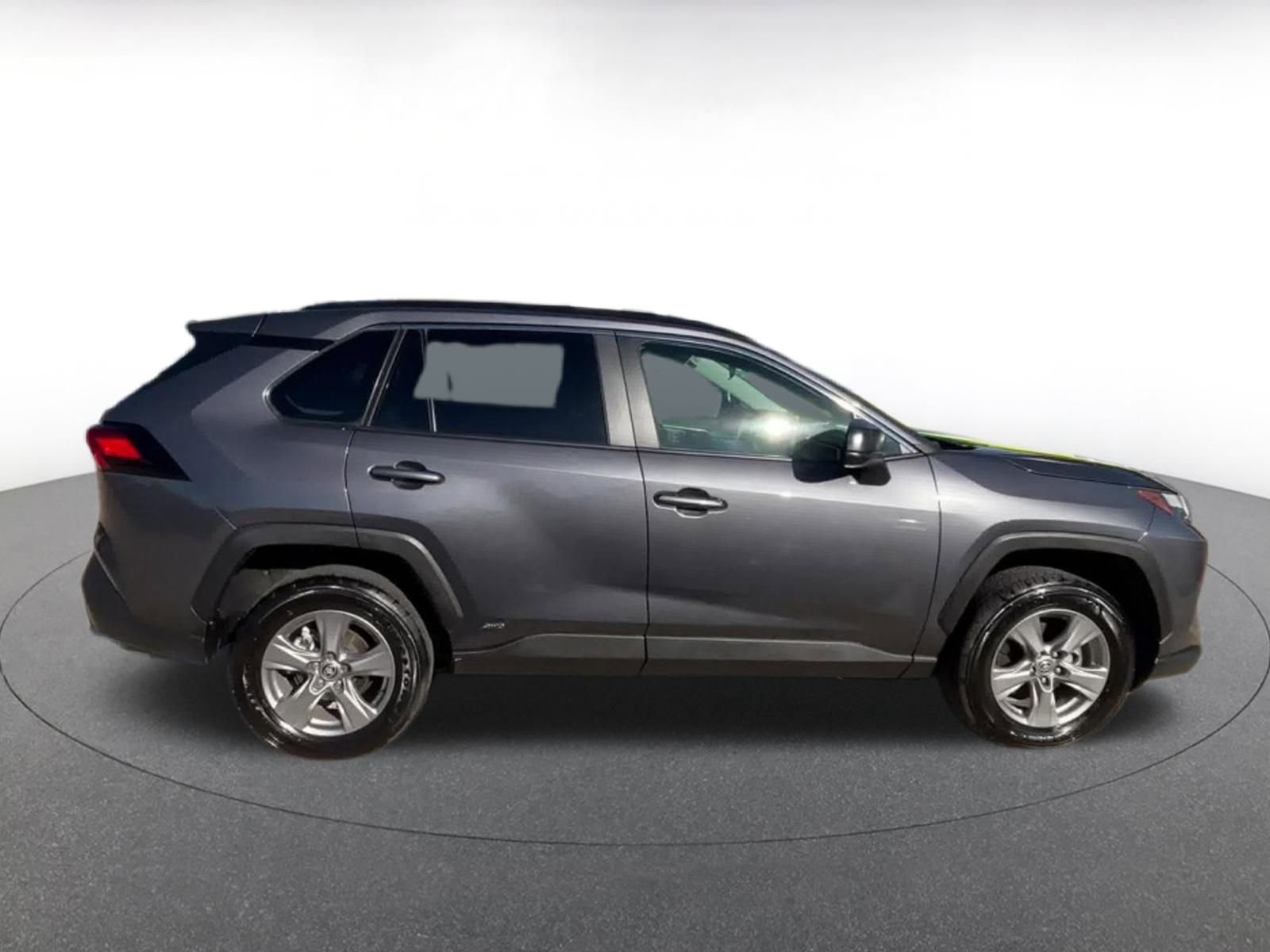 Thumbnail: 2025 Toyota RAV4 - 16