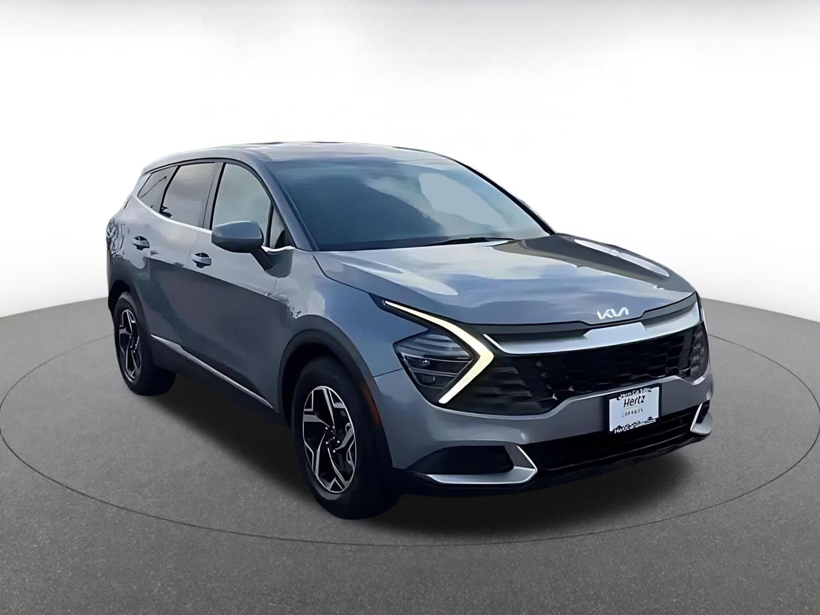 Thumbnail: 2025 Kia Sportage - 3