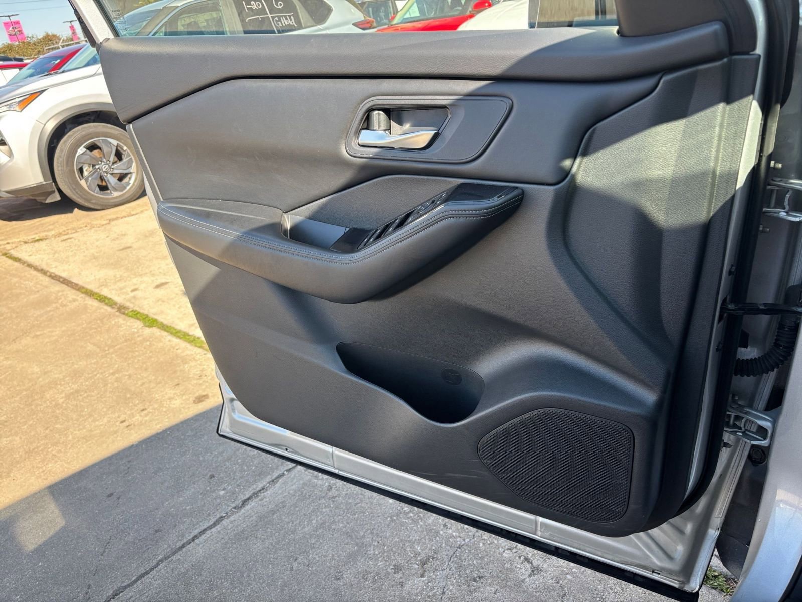 Thumbnail: 2025 Nissan Rogue - 18