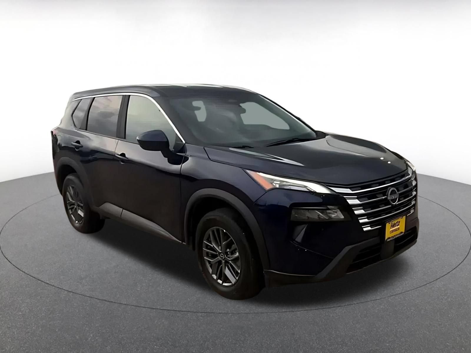 Thumbnail: 2026 Nissan Rogue - 3