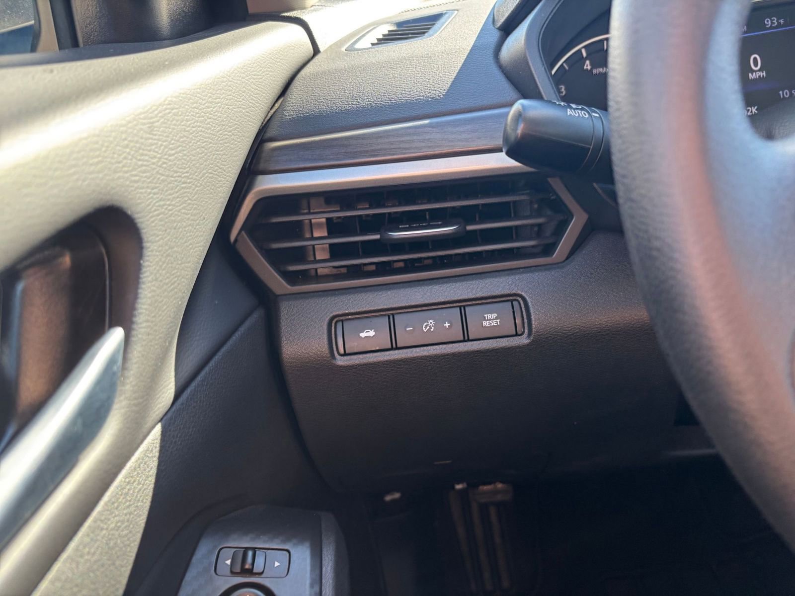 Thumbnail: 2025 Nissan Altima - 33