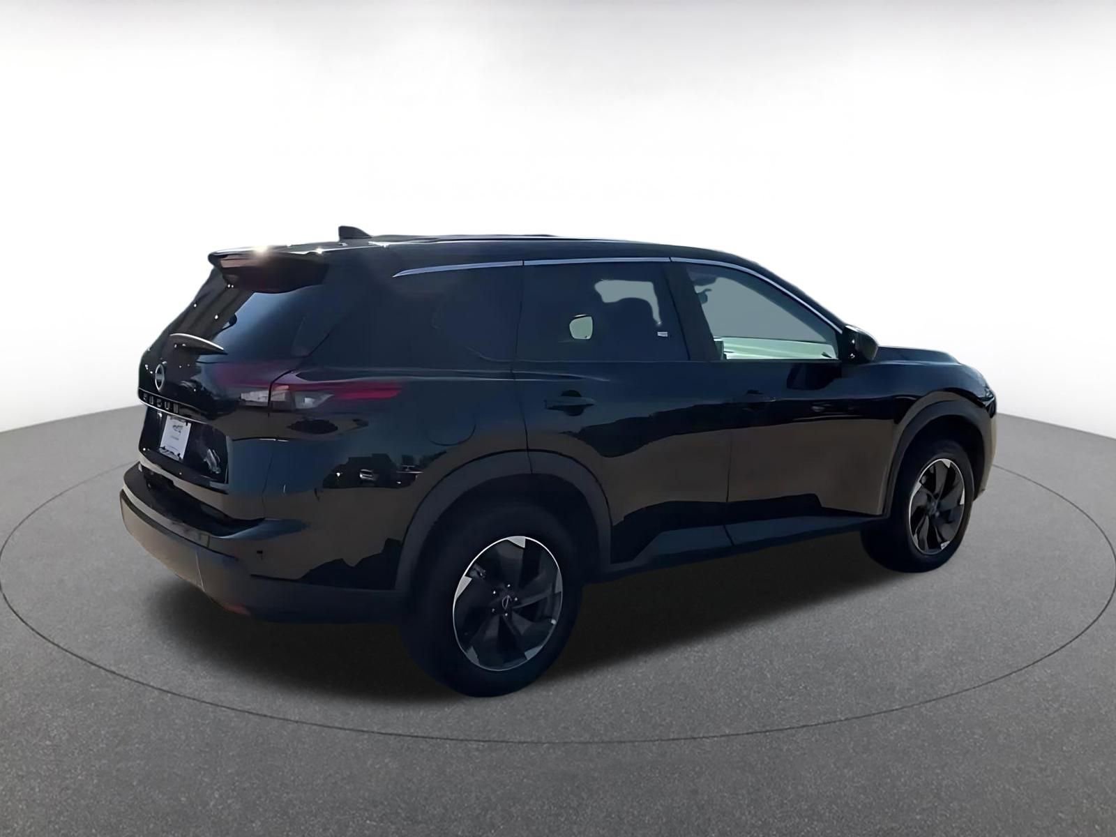 Thumbnail: 2025 Nissan Rogue - 15