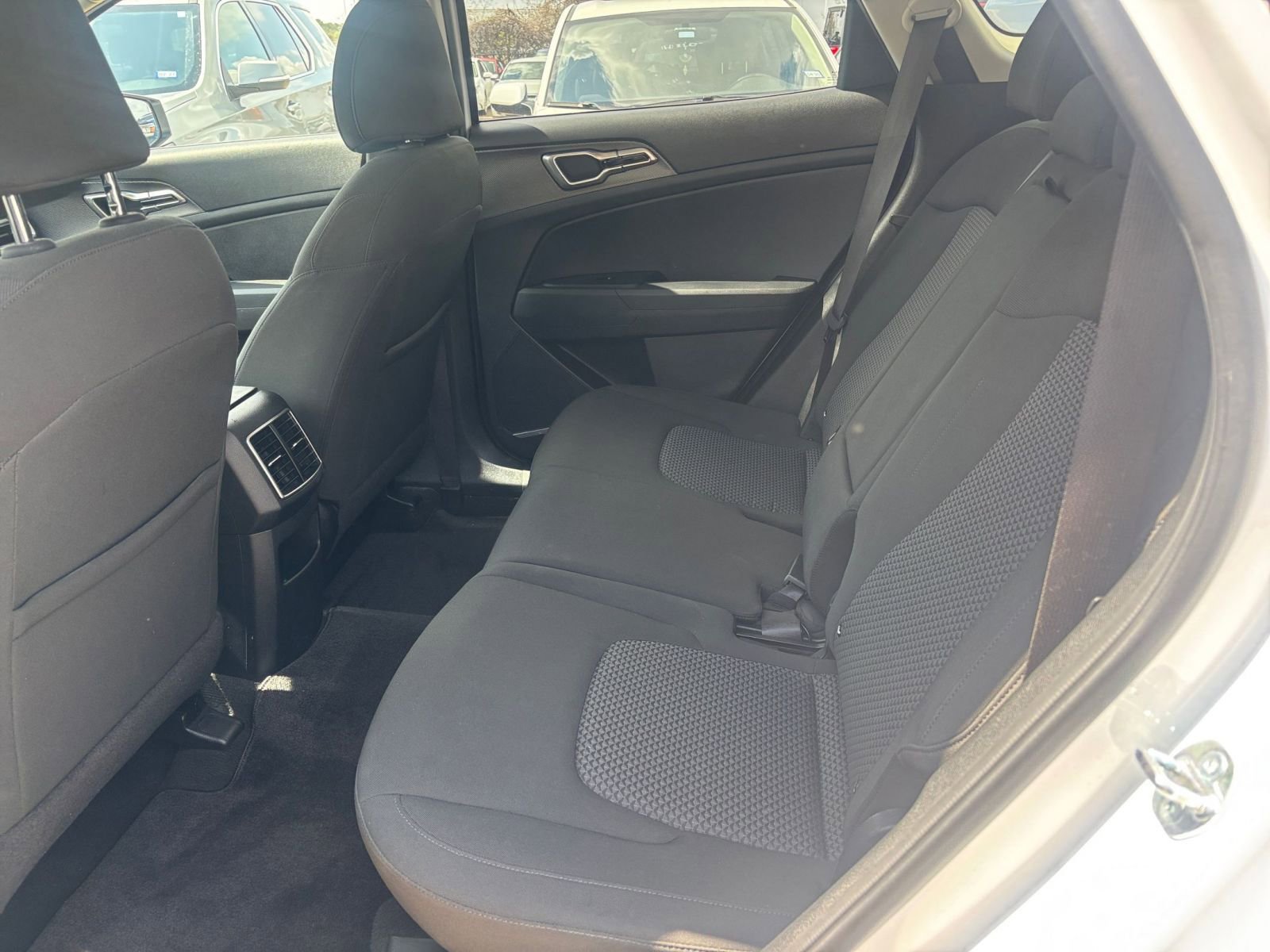 Thumbnail: 2025 Kia Sportage - 24