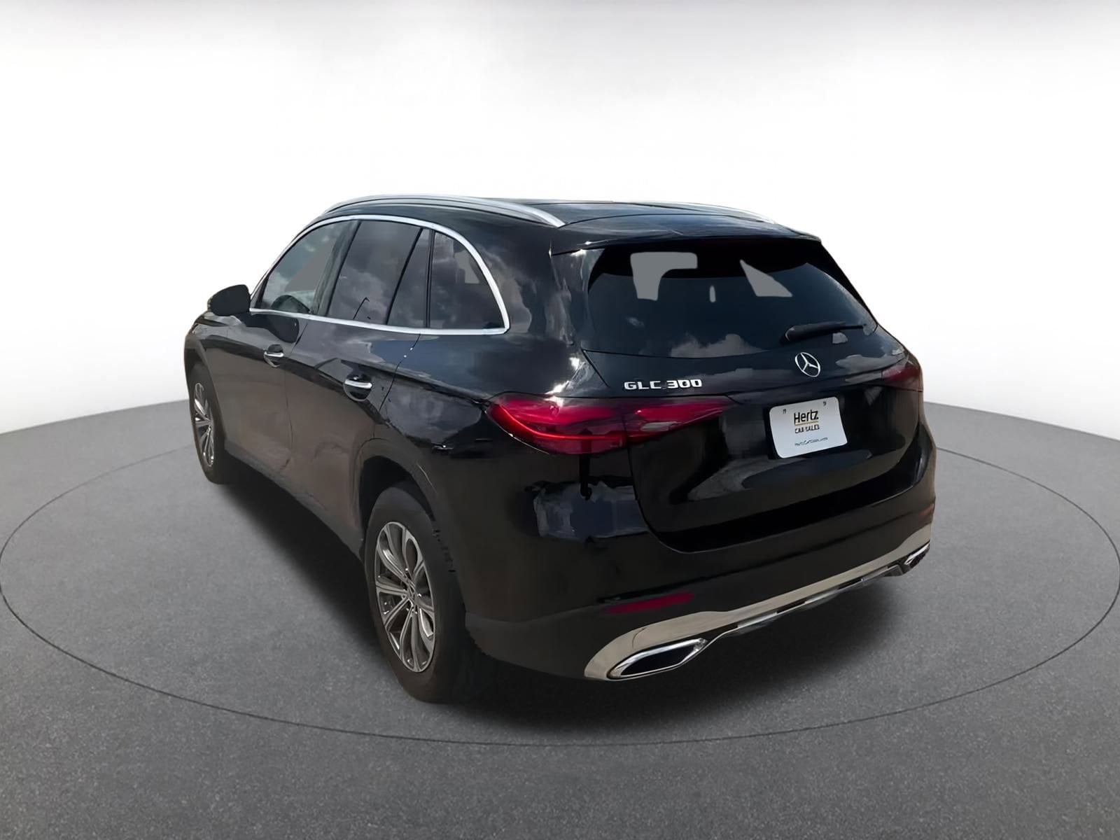 Thumbnail: 2024 Mercedes-Benz GLC - 10