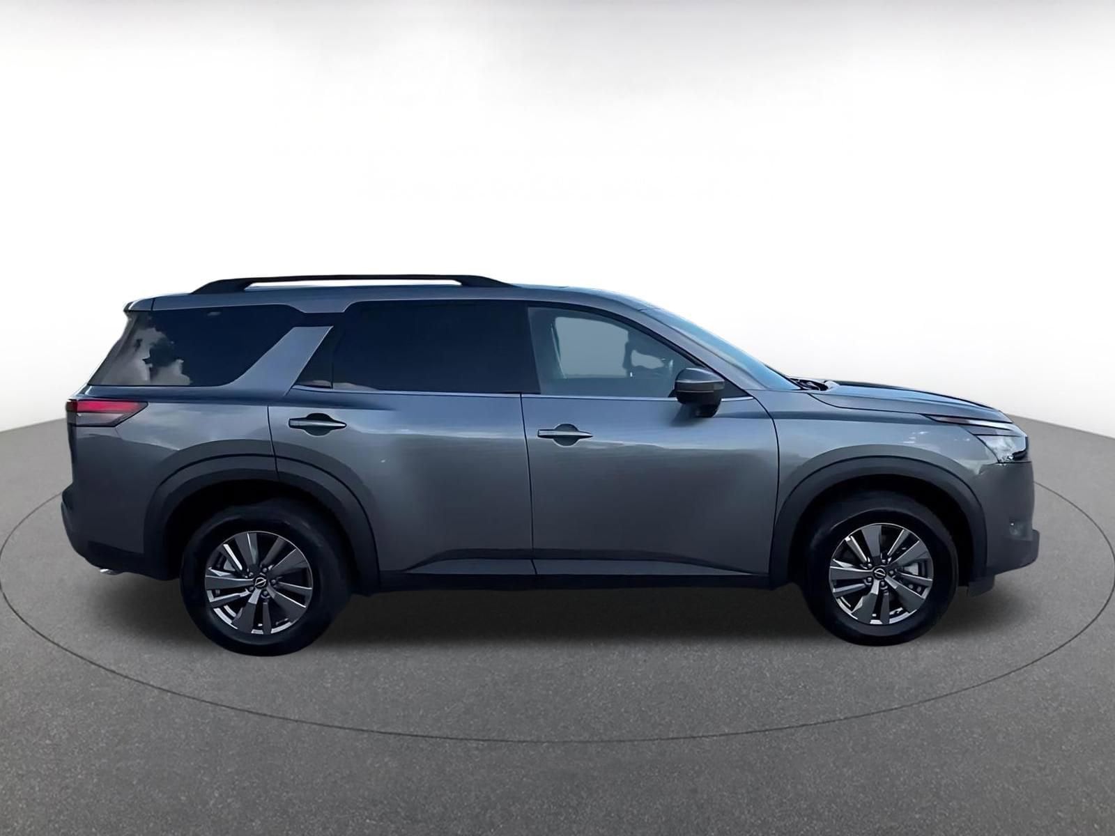 Thumbnail: 2025 Nissan Pathfinder - 16