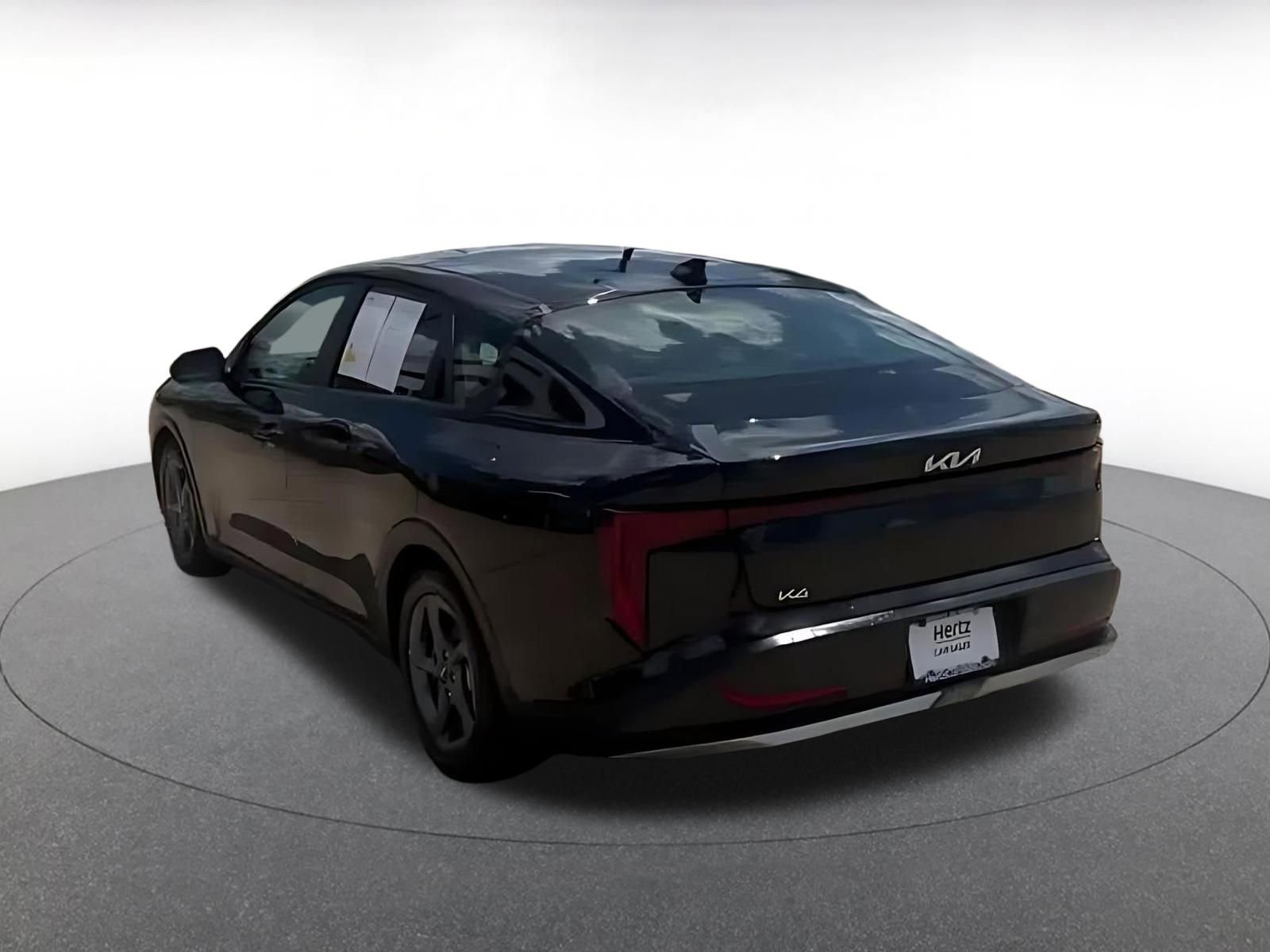 Thumbnail: 2025 Kia K4 - 10