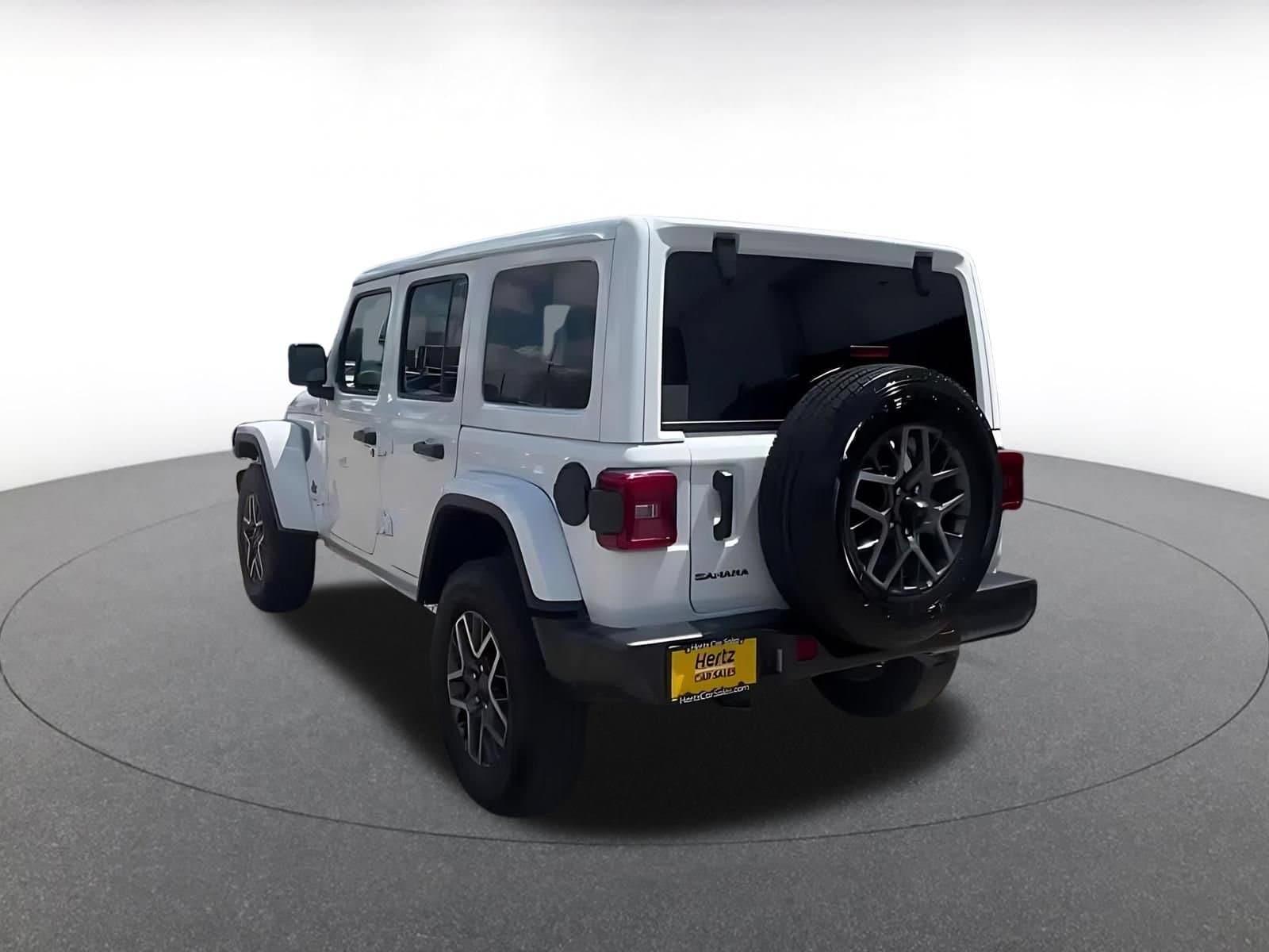 Thumbnail: 2025 Jeep Wrangler - 9