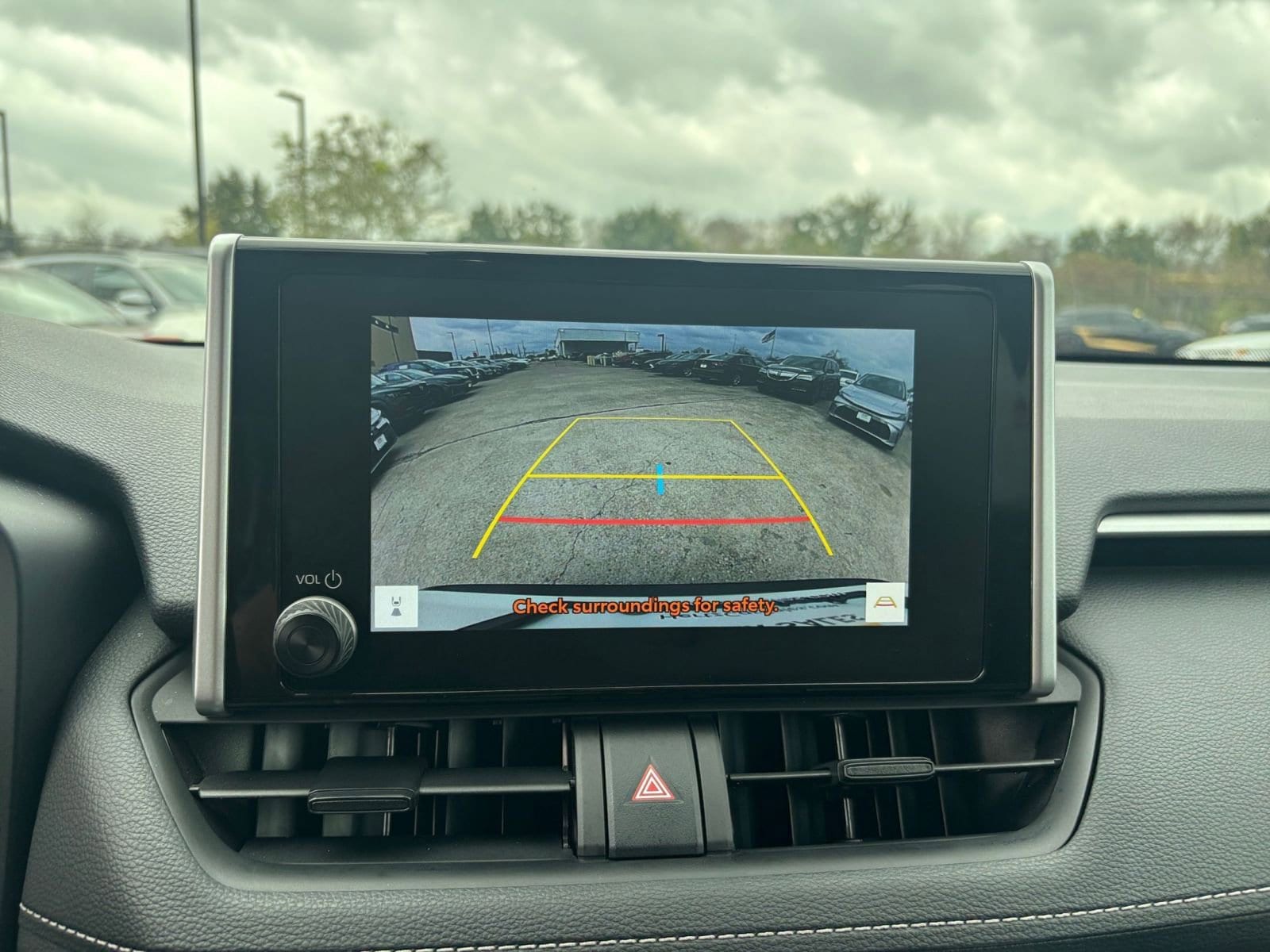 Thumbnail: 2025 Toyota RAV4 - 17