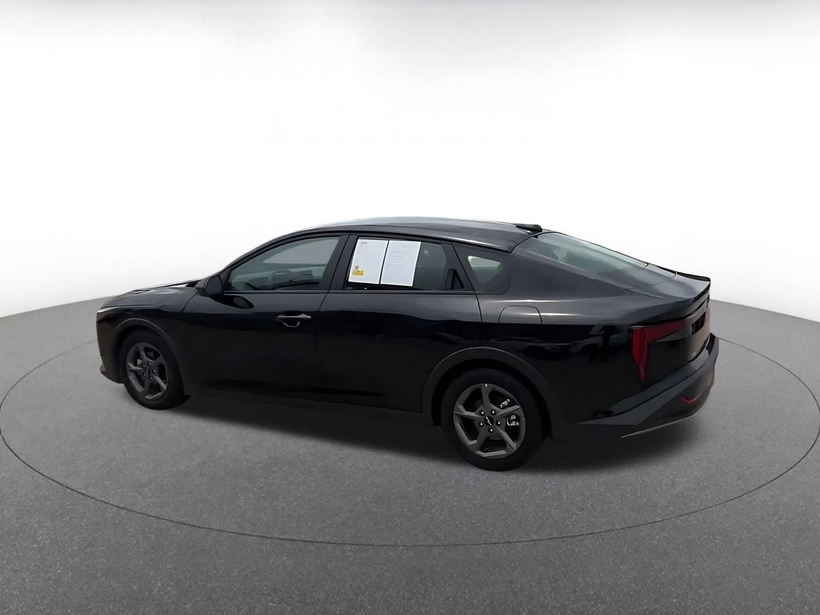 Thumbnail: 2025 Kia K4 - 8