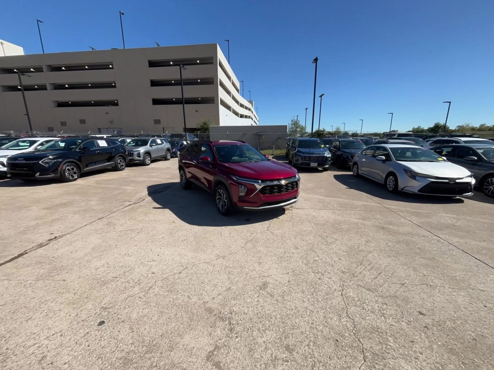 Thumbnail: 2025 Chevrolet Trax - 16