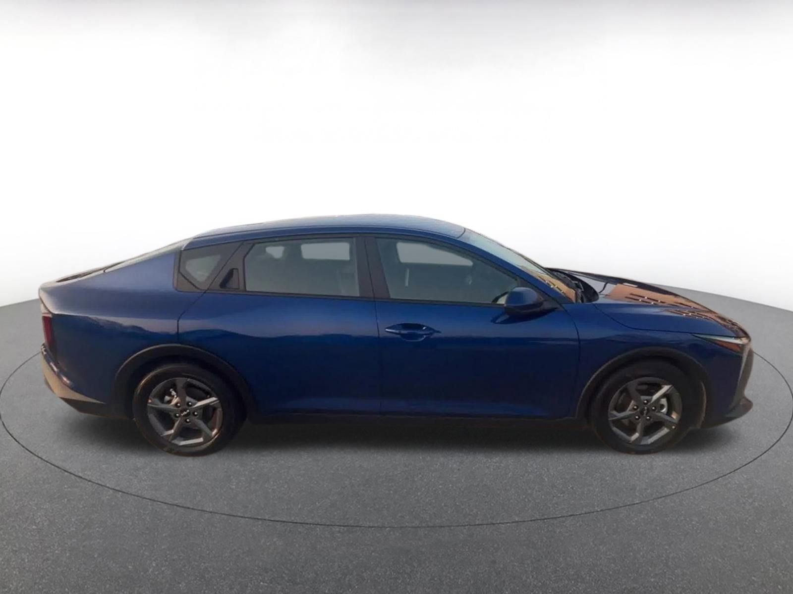 Thumbnail: 2025 Kia K4 - 16