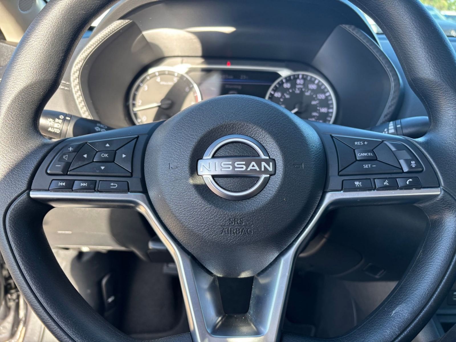 Thumbnail: 2025 Nissan Sentra - 25