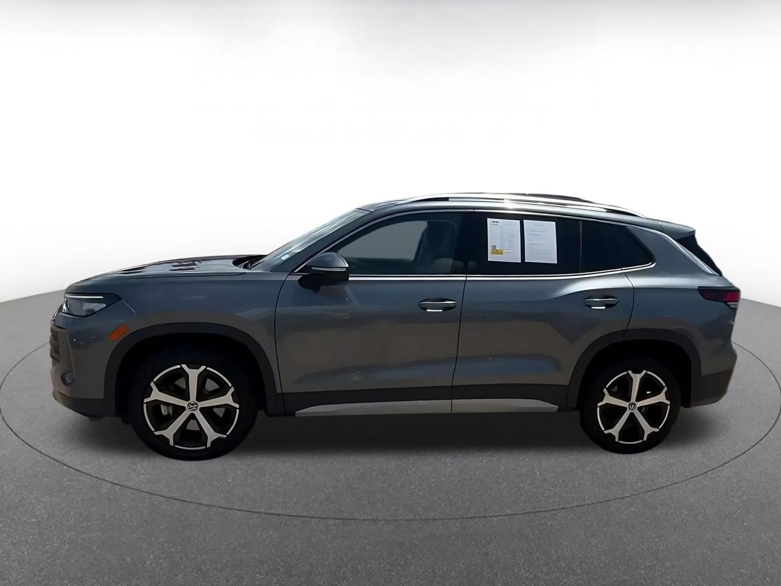 Thumbnail: 2026 Volkswagen Tiguan - 9