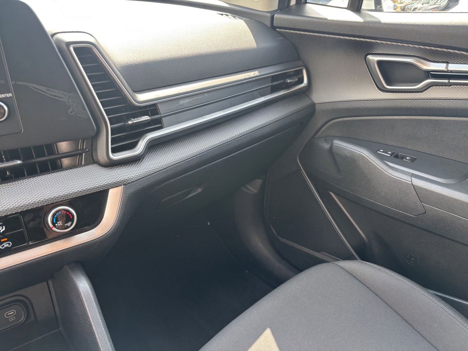 Thumbnail: 2025 Kia Sportage - 34