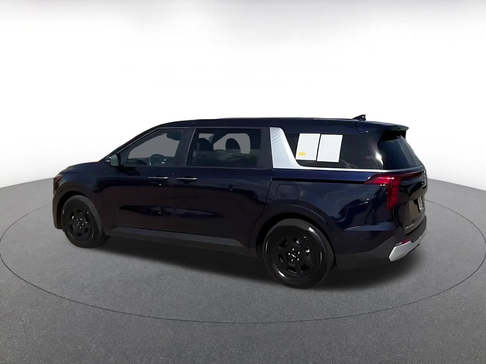 Thumbnail: 2026 Kia Carnival - 10