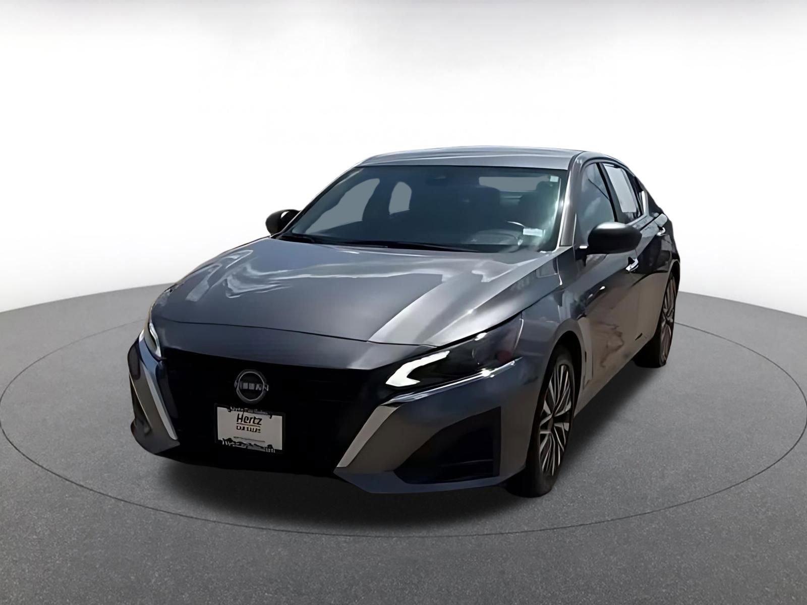Thumbnail: 2025 Nissan Altima - 8