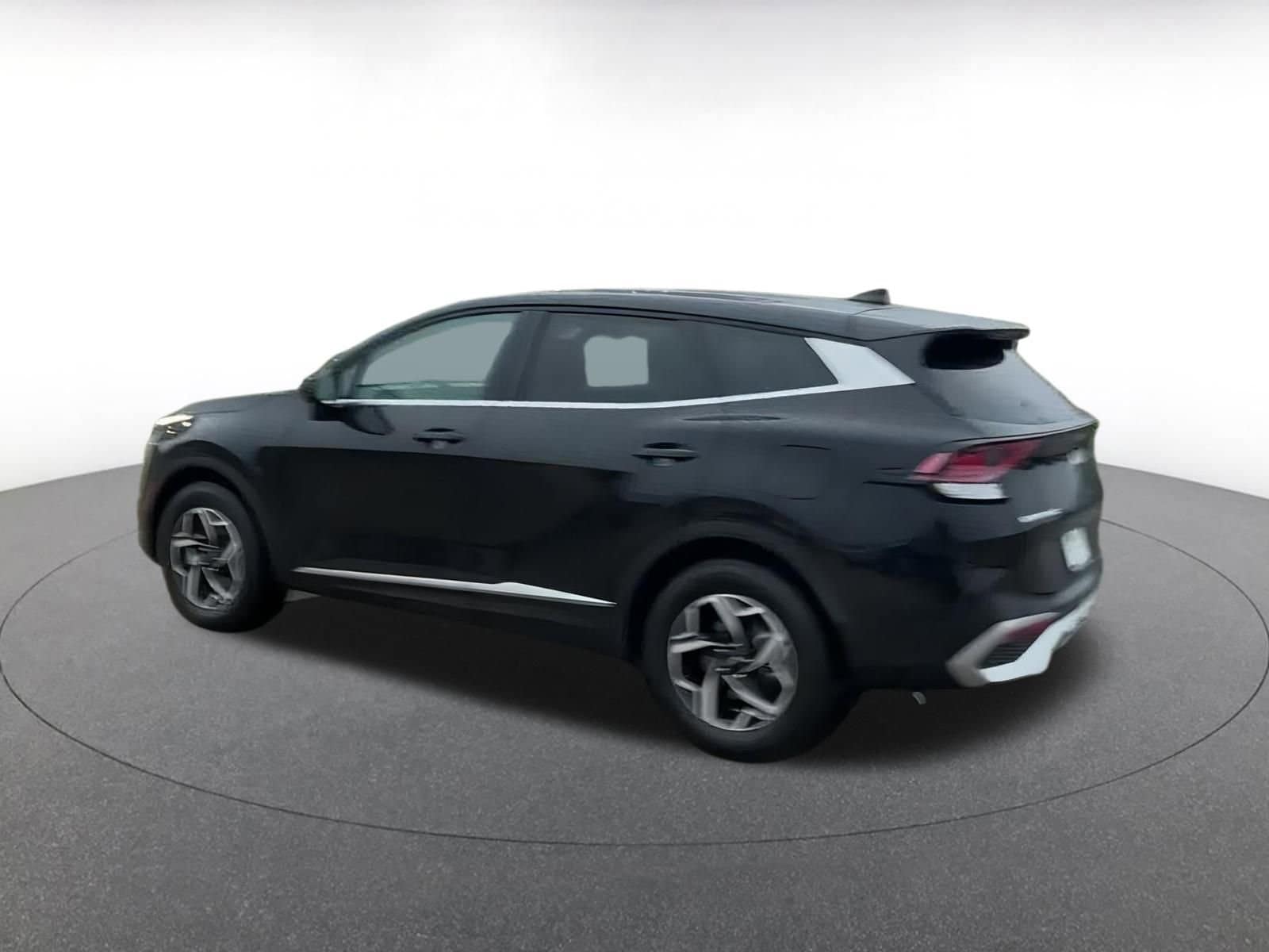 2024 Kia Sportage LX 8