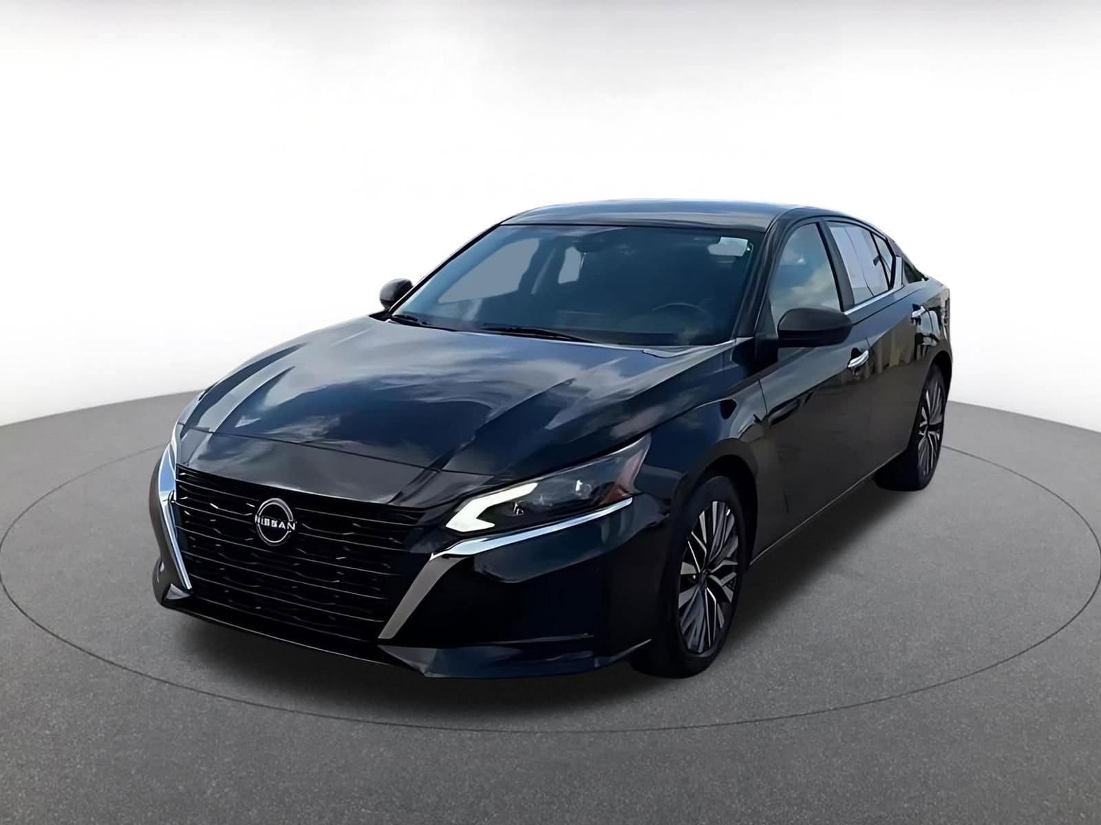Thumbnail: 2025 Nissan Altima - 7