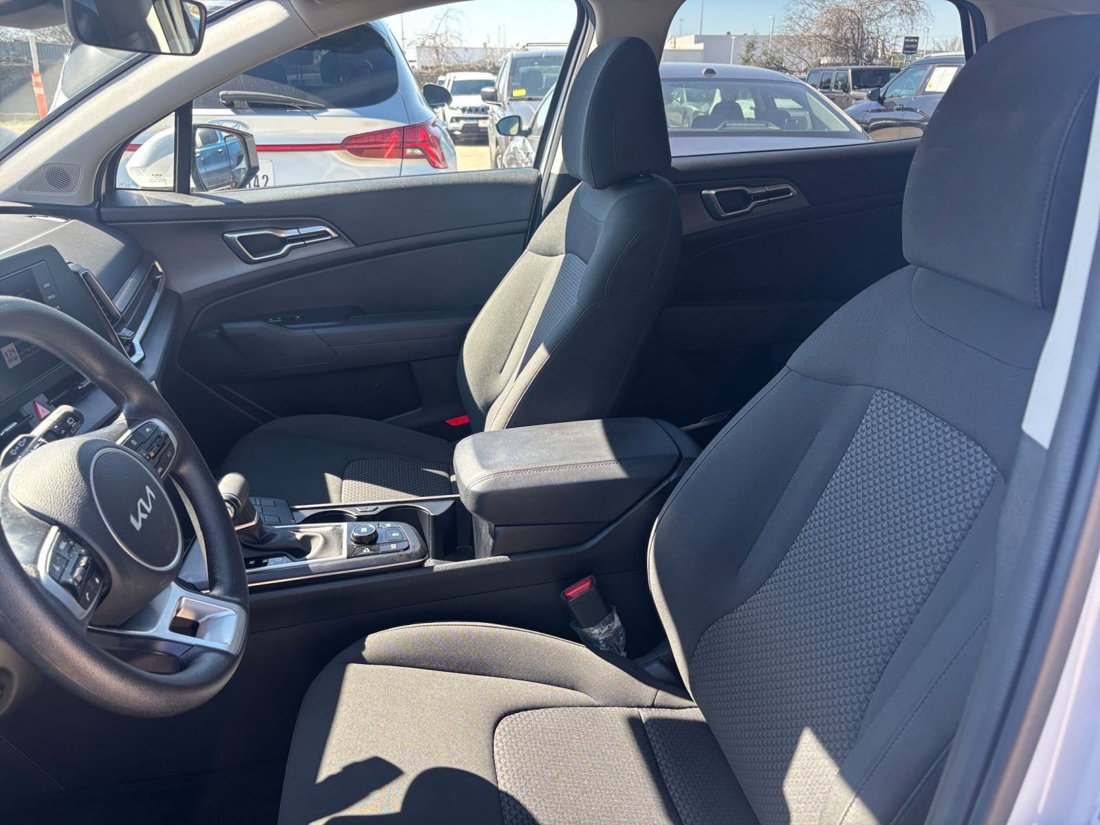 Thumbnail: 2025 Kia Sportage - 24