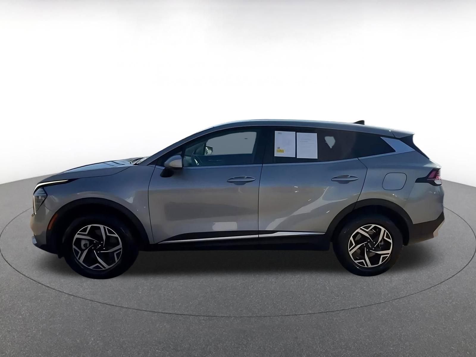 Thumbnail: 2024 Kia Sportage - 9