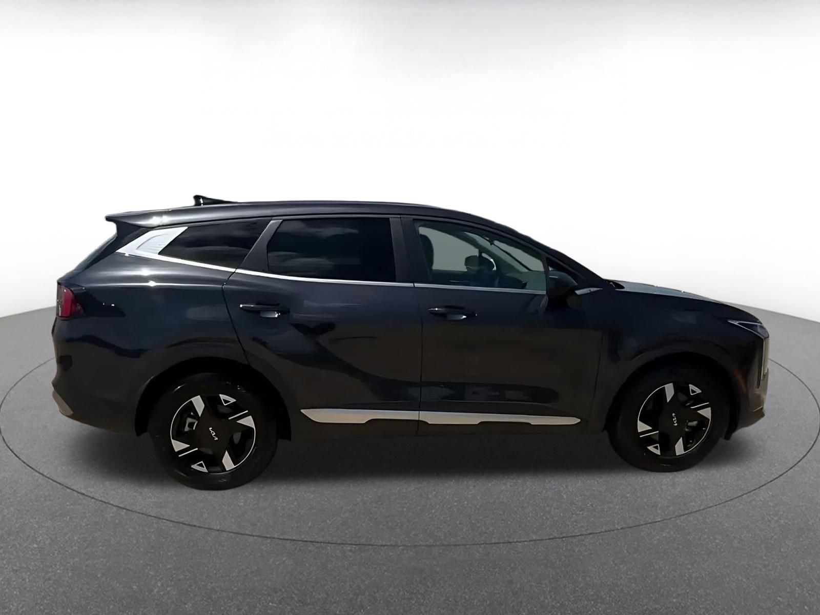Thumbnail: 2026 Kia Sportage - 7