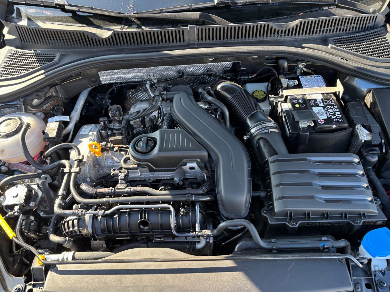 Thumbnail: 2025 Volkswagen Jetta - 31