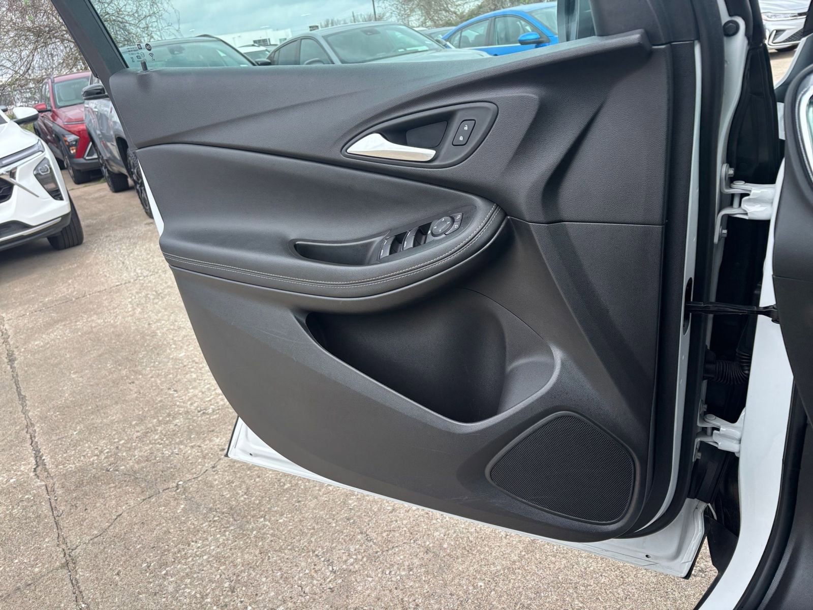 Thumbnail: 2025 Buick Encore GX - 18