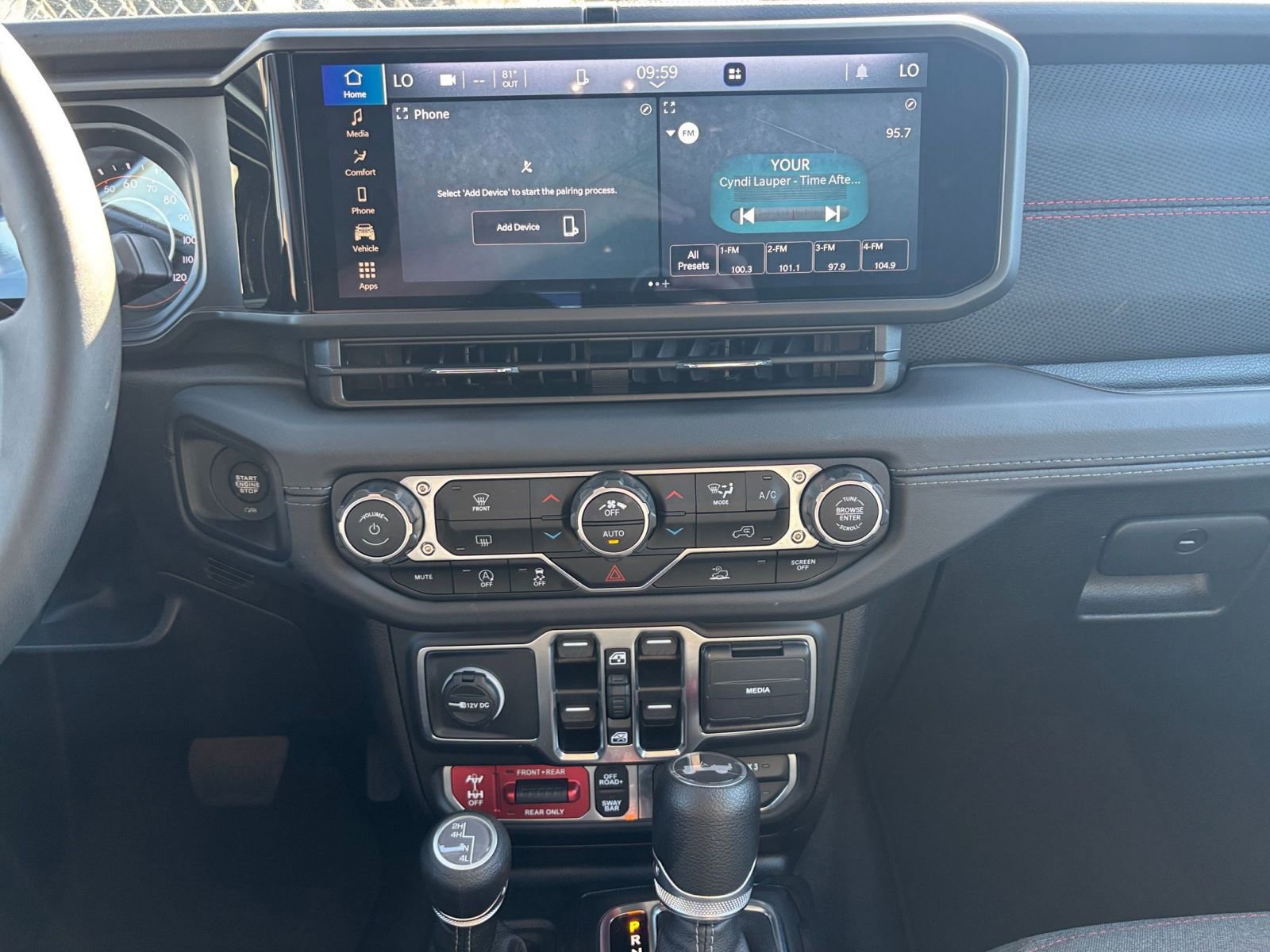 Thumbnail: 2025 Jeep Wrangler - 18