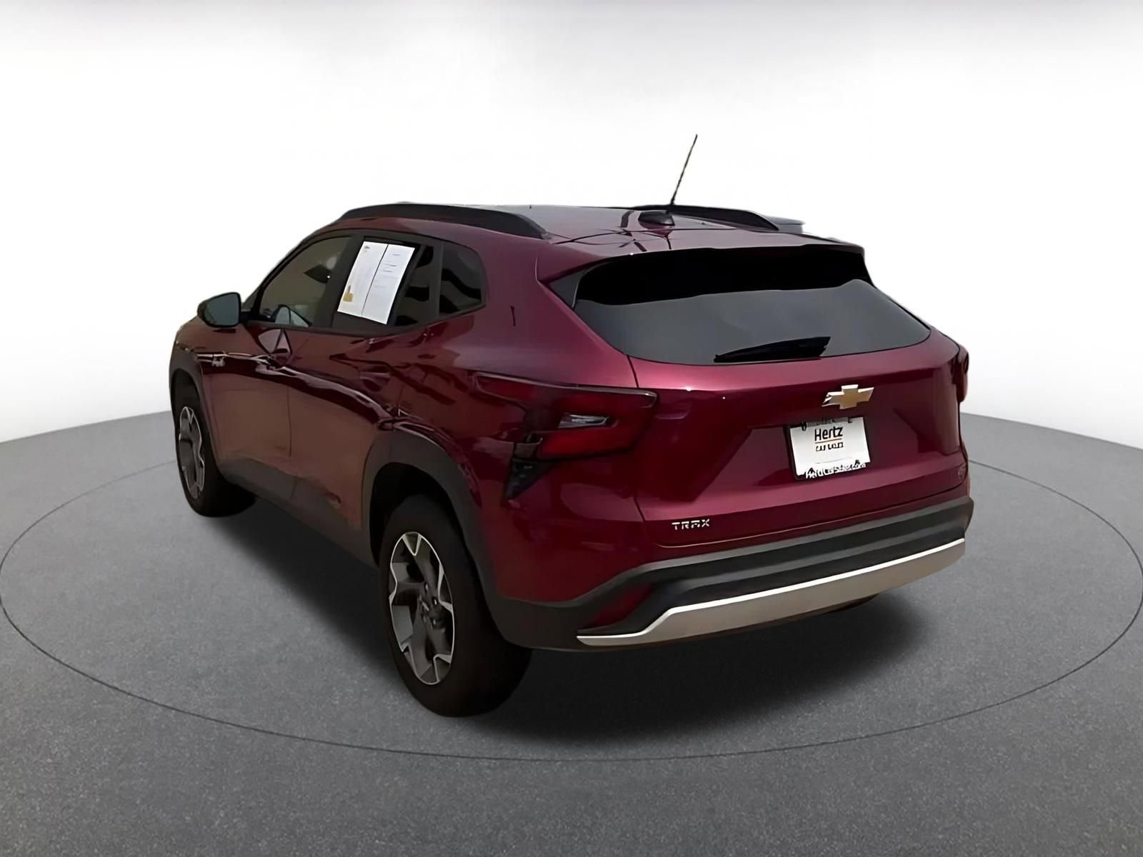 Thumbnail: 2025 Chevrolet Trax - 11