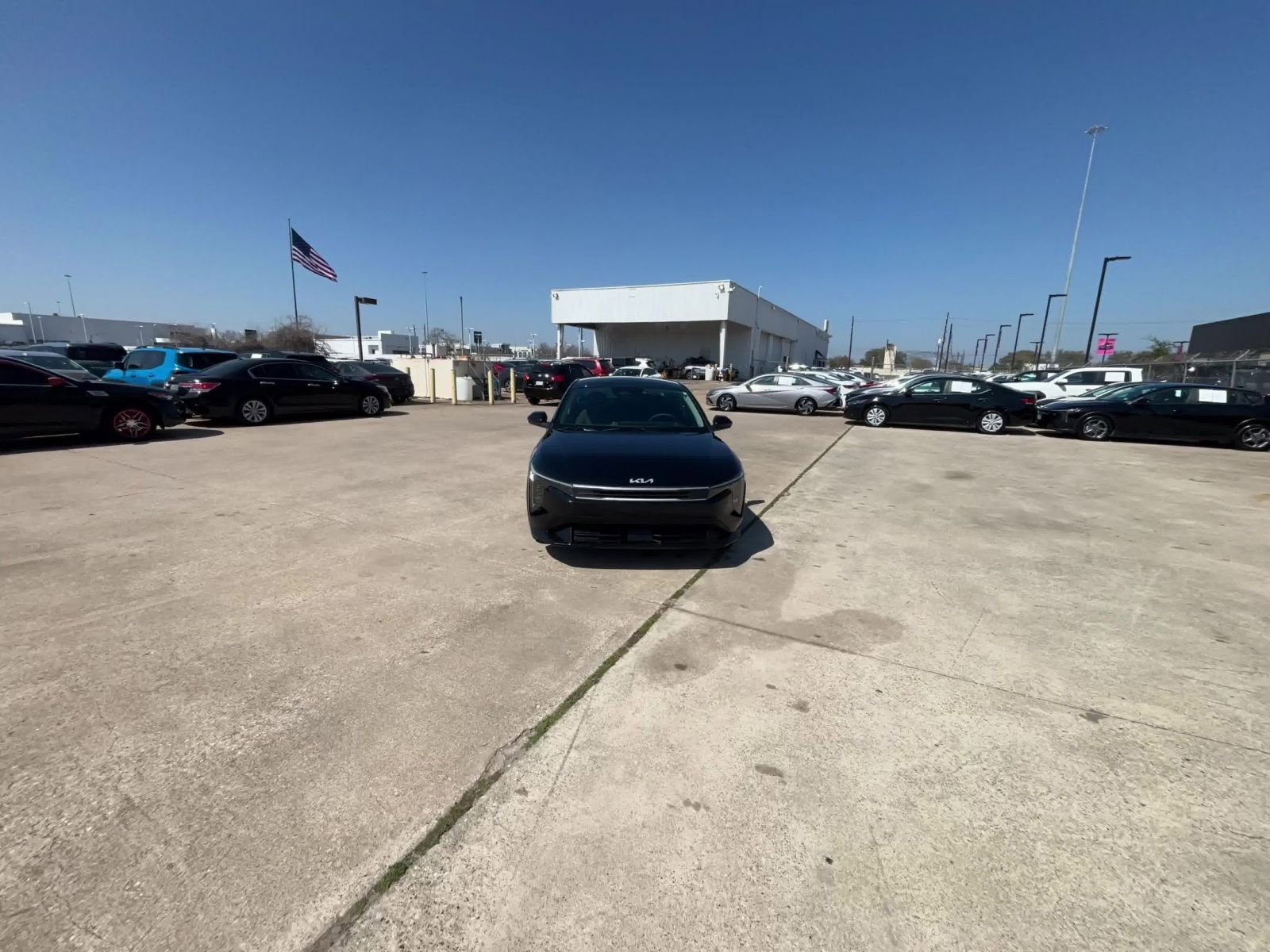 Thumbnail: 2025 Kia K4 - 16