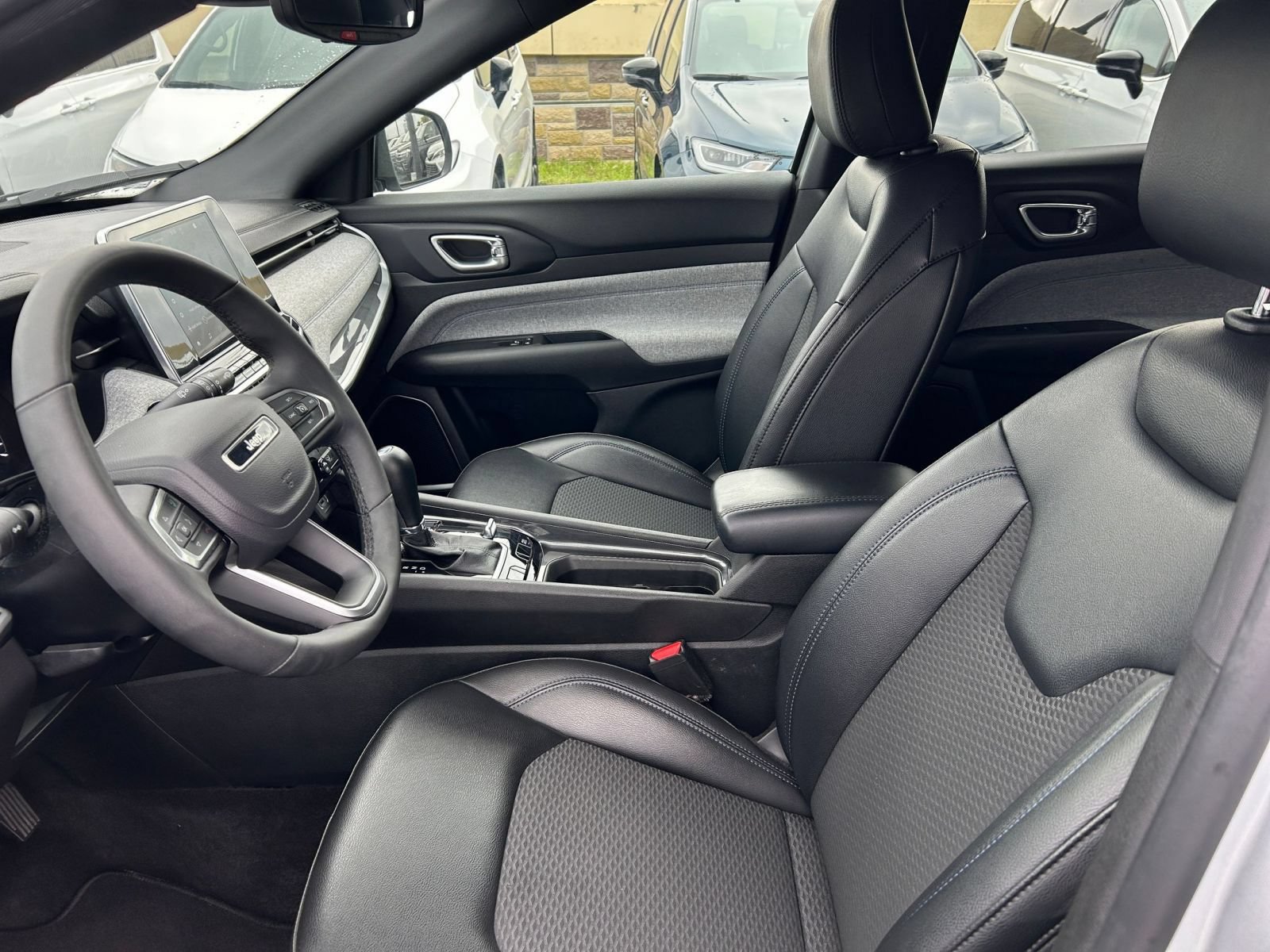 Thumbnail: 2025 Jeep Compass - 27