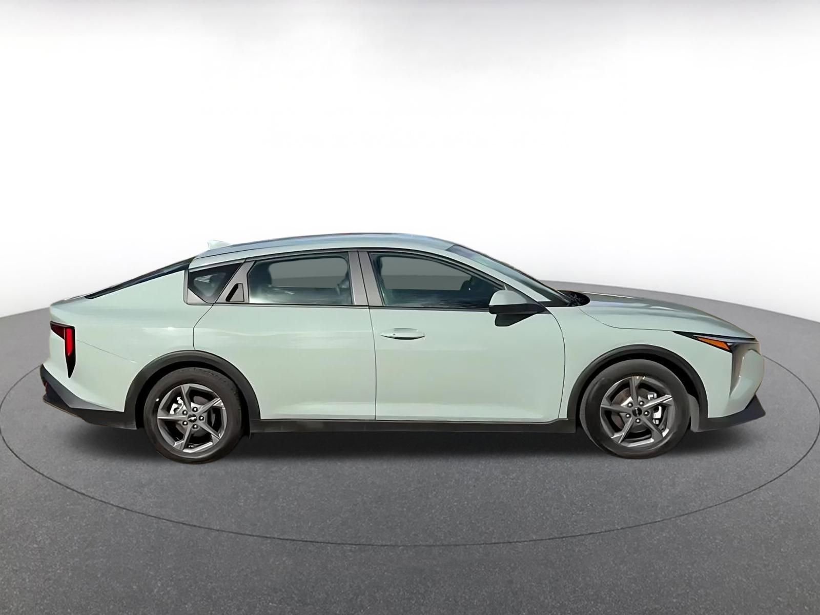 Thumbnail: 2025 Kia K4 - 17