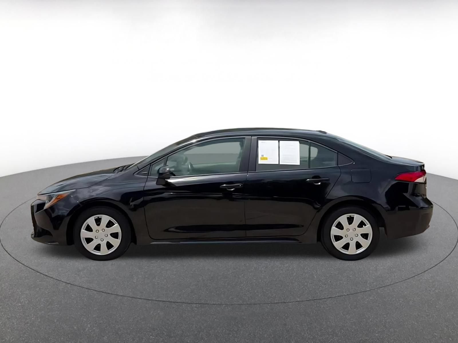 Thumbnail: 2025 Toyota Corolla - 9