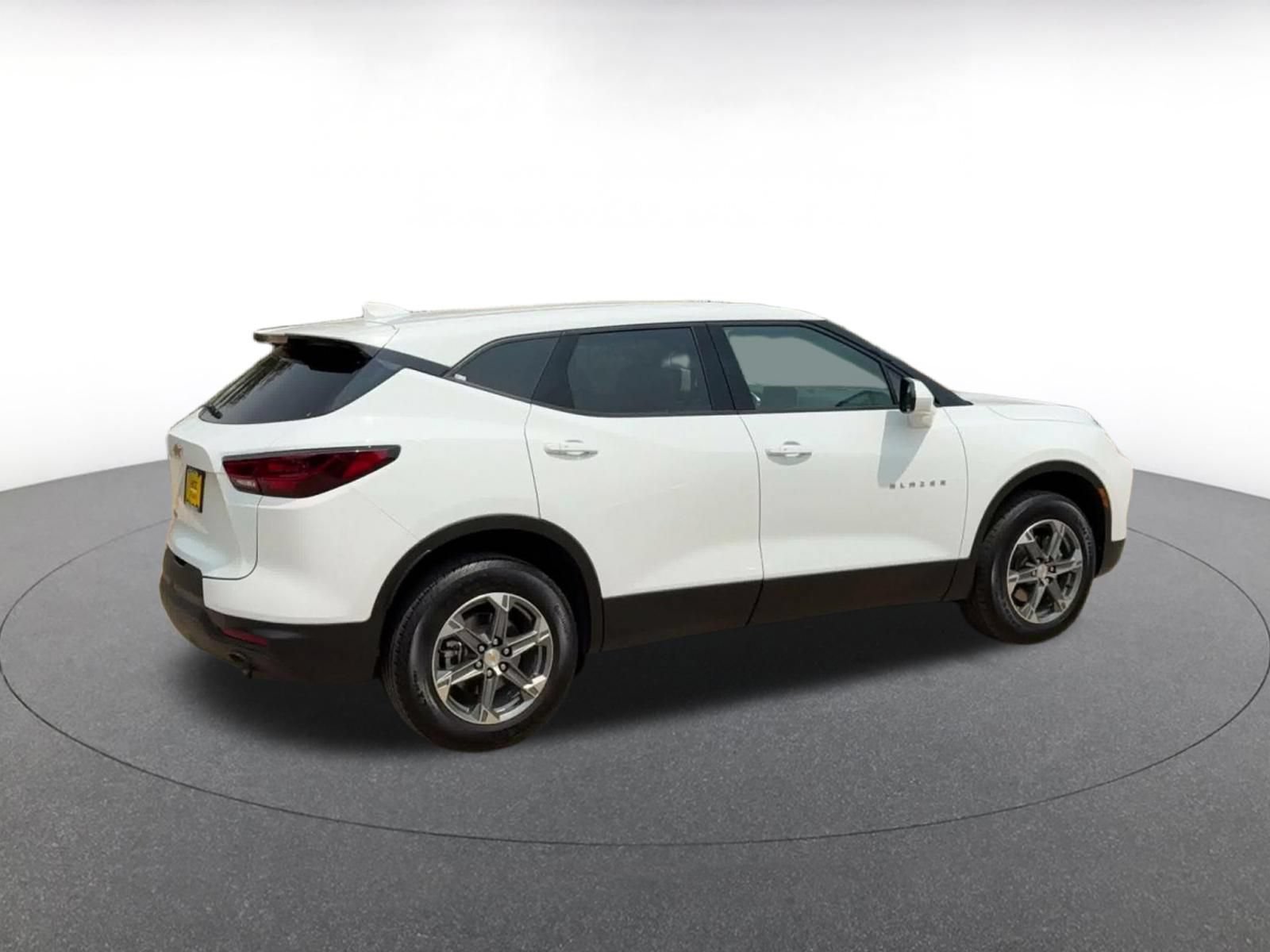 Thumbnail: 2025 Chevrolet Blazer - 12
