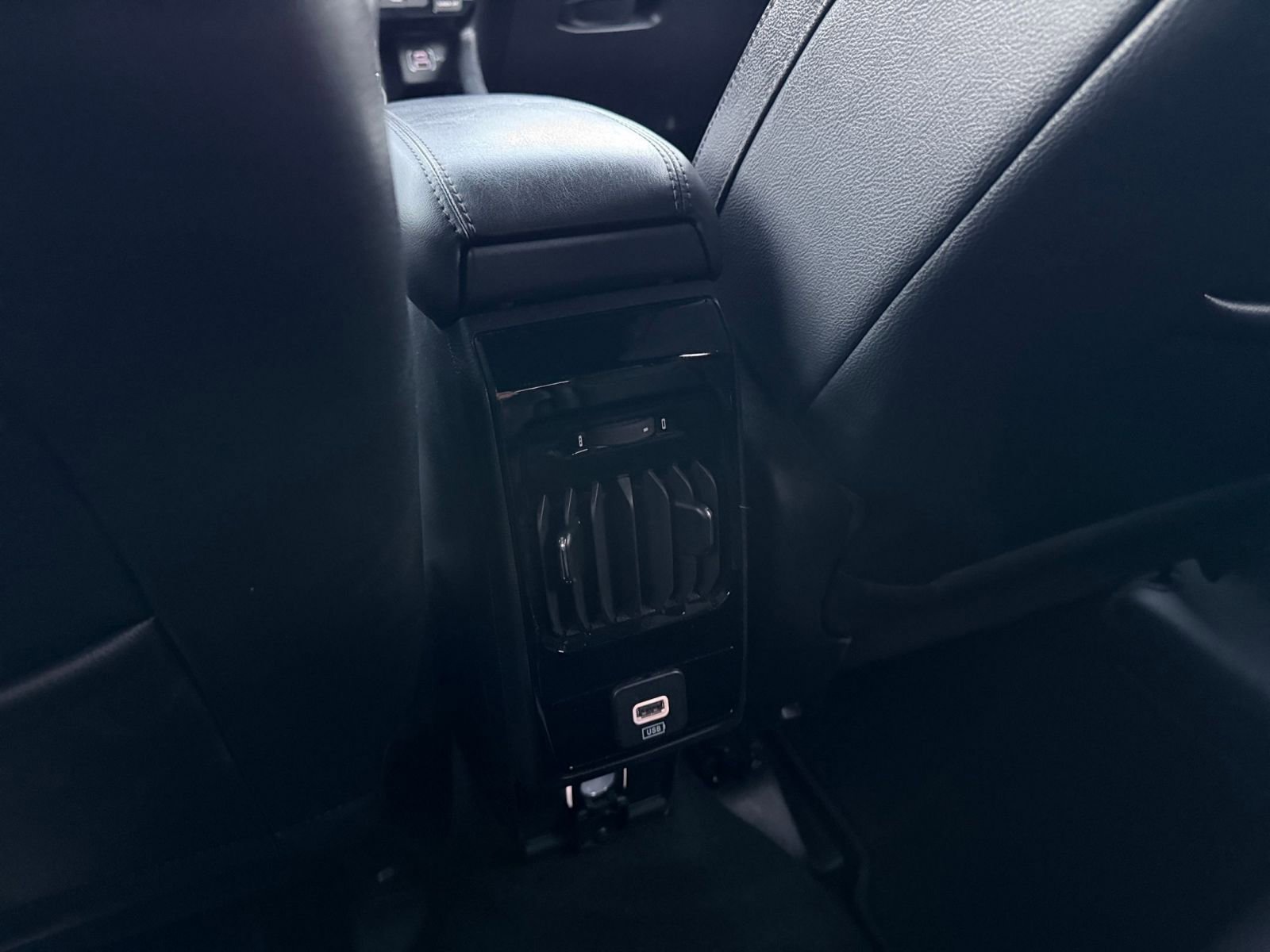 Thumbnail: 2025 Jeep Compass - 23