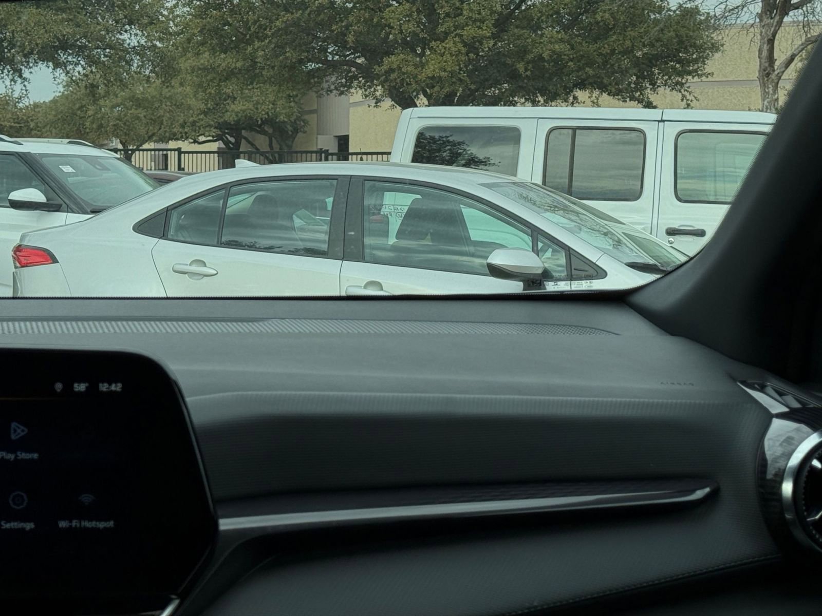 Thumbnail: 2025 Chevrolet Equinox - 35