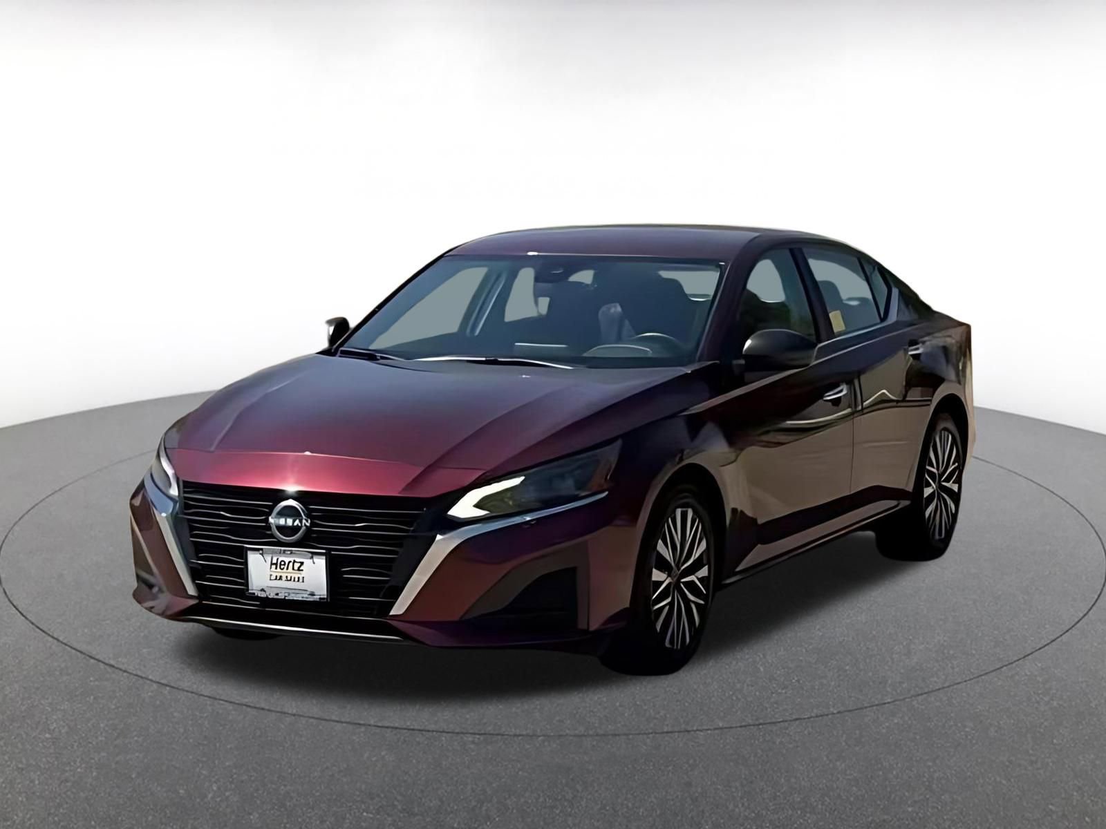 Thumbnail: 2025 Nissan Altima - 4