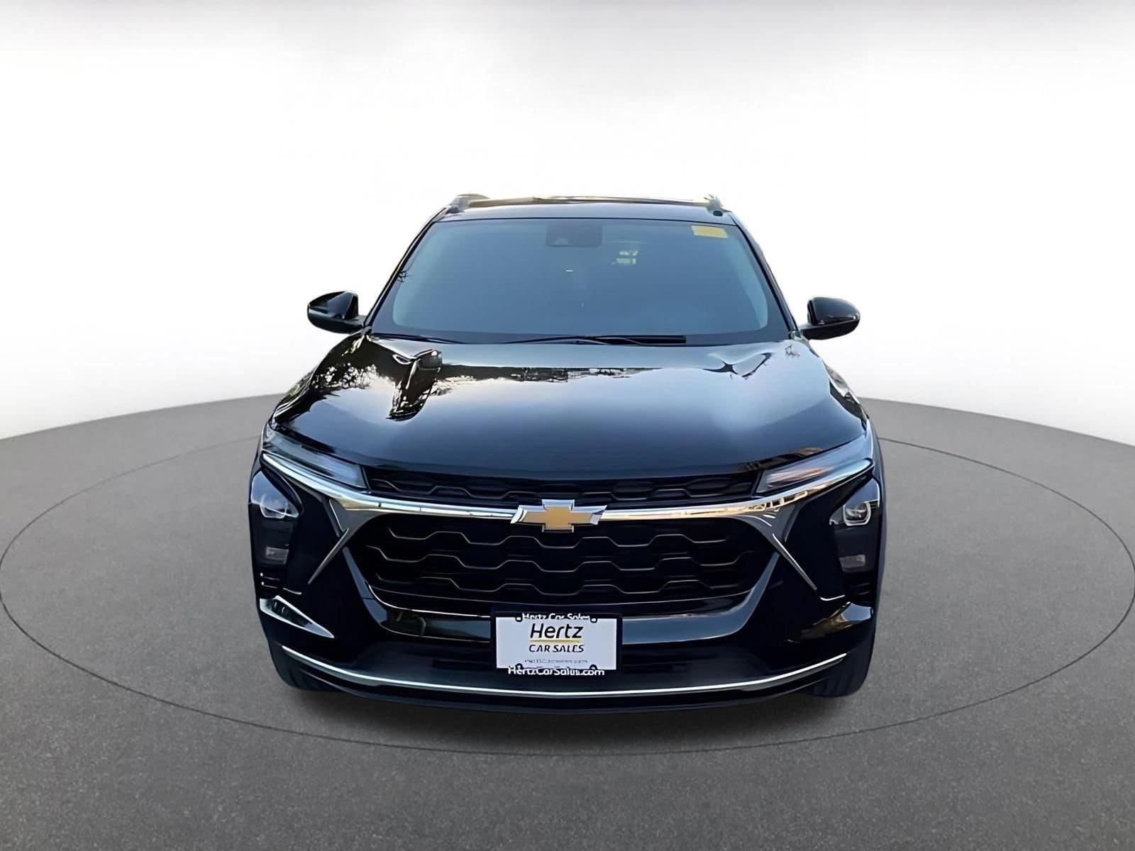 Thumbnail: 2025 Chevrolet Trax - 4