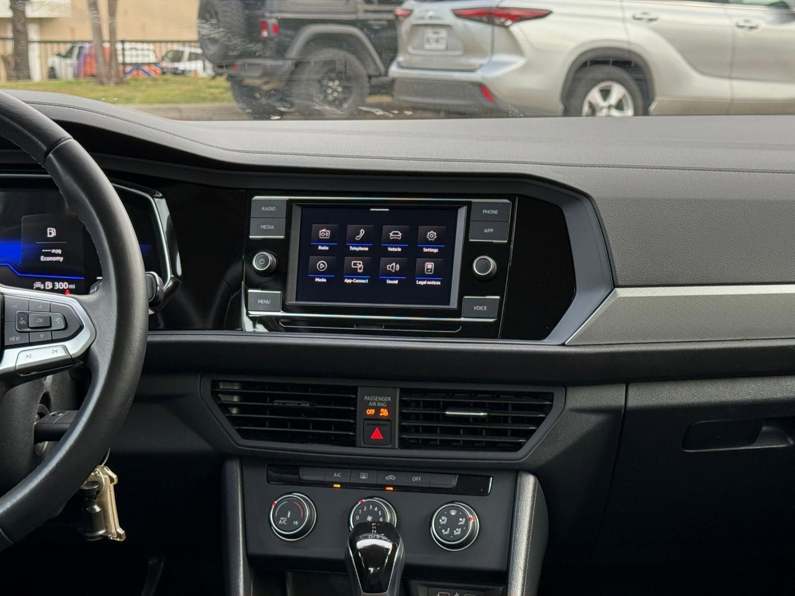 Thumbnail: 2024 Volkswagen Jetta - 20