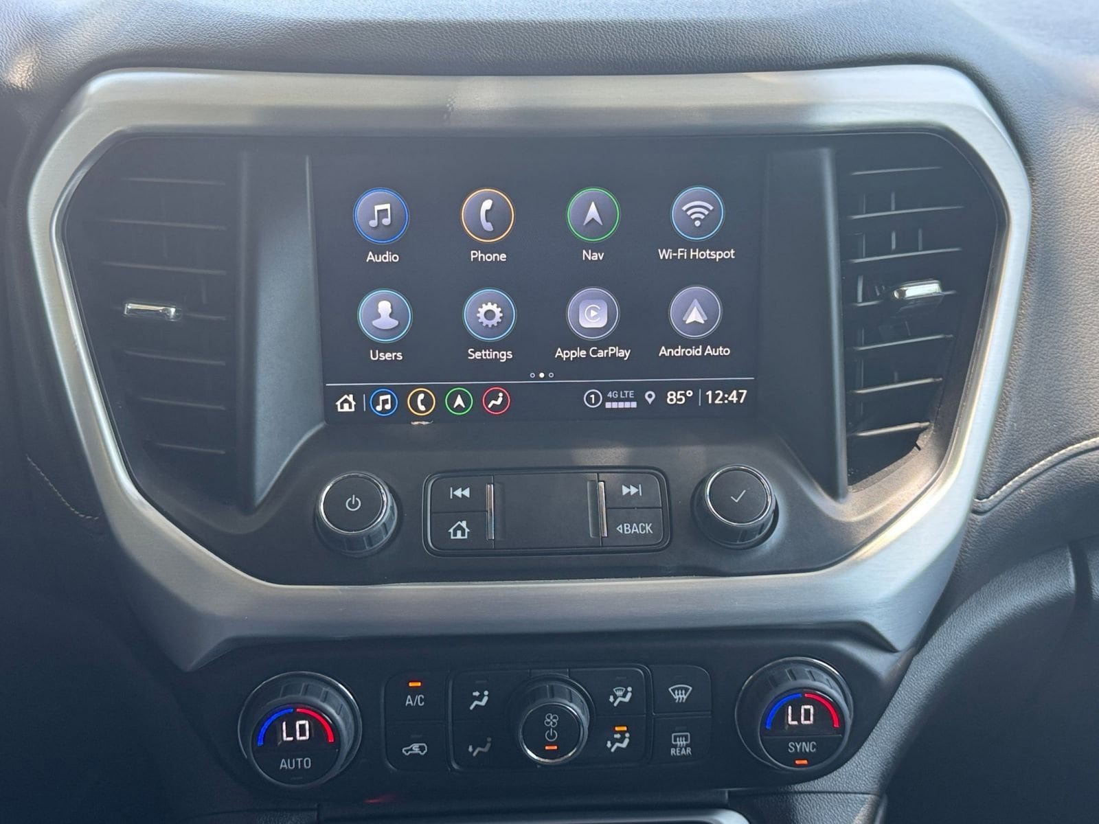 Thumbnail: 2023 GMC Acadia - 18