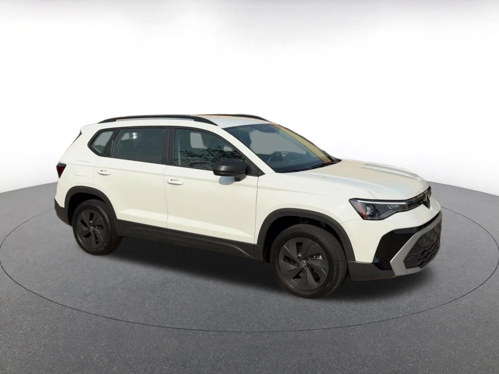 Thumbnail: 2026 Volkswagen Taos - 2